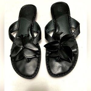 Born Flower Sandals